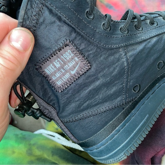 WOMENS NIKE AIR FORCE 1 SHELL BQ6096-001 size 8 - Picture 5 of 9